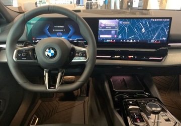 BMW Seria 5 G90-91 Touring 2.0 520d 197KM 2024 BMW Seria 5 2.0 Diesel 197KM, zdjęcie 15