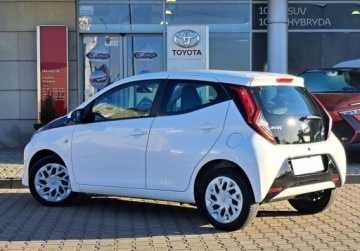 Toyota Aygo II Hatchback 3d Facelifting 1.0 VVT-i 72KM 2021 Toyota Aygo Toyota Aygo 1.0 VVT-i X-play Fv23 Kinto Leasing Benzyna, zdjęcie 3
