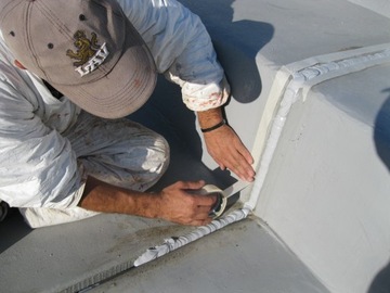 Uszczelniacz dekarski POLIURETANOWY UV100% HyperSeal Expert 150 Brąz 600ml