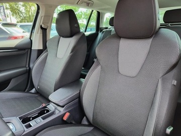 Skoda Octavia IV Liftback 1.5 TSI EVO 150KM 2021 Skoda Octavia 1.5 TSI e-Tec Ambition DSG, 150KM, s, zdjęcie 9