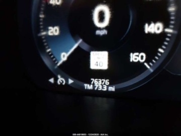 Volvo XC60 II Crossover T5 250KM 2020 Volvo XC 60 2020 r., 2,0L T5 MOMENTUM 2.0 Benzyna 250KM, zdjęcie 7