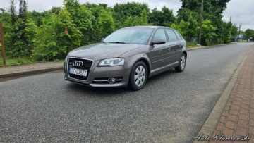 Audi A3 8P Hatchback 3d 1.6 TDI 105KM 2011 Audi A3 Sportback Audi A3 Sportback LIFT Xenony Zadbany 1.6 Diesel, zdjęcie 1