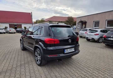 Volkswagen Tiguan I SUV Facelifting 2.0 TDI CR DPF BlueMotion 140KM 2012 Volkswagen Tiguan SportStyle Xenon Navigacja PDC Alcantara Panorama Pod Fo, zdjęcie 3