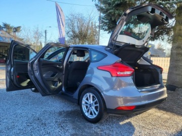 Ford Focus III Hatchback 5d facelifting 1.6 Ti-VCT 125KM 2015 Ford Focus 1.6 125 KM 100% Przebieg Dekra, zdjęcie 8