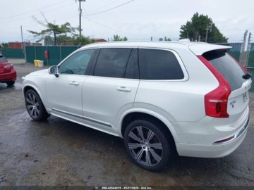 Volvo XC90 II 2024 Volvo XC 90 B6 Plus Bright Theme 7-Seater 2024 2.0l 2.0 Benzyna 295KM, zdjęcie 2
