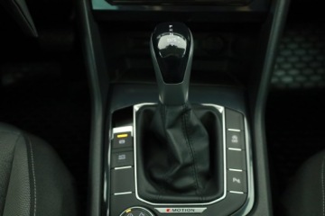 Volkswagen Tiguan II SUV Facelifting 2.0 TSI 190KM 2022 VW Tiguan 2.0 TSI, Salon Polska, 4X4, DSG, zdjęcie 12