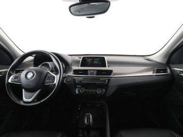 BMW X1 F48 Crossover sDrive20d 190KM 2018 BMW X1 led, navi, klimatronik, grzane fotele,, zdjęcie 14