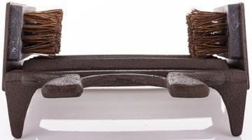 Декоративная машинка для чистки обуви из коричневого чугуна