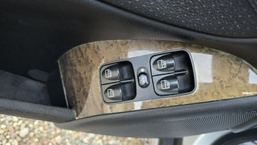 Mercedes Klasa C 2006 Mercedes C 220 ksenon, navi, 2xPDC, zdjęcie 17