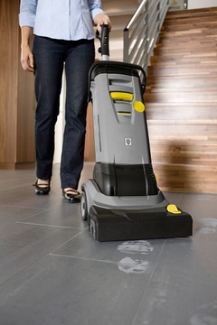 KARCHER BR 30/4C SZOROWARKA RĘCZNA AUTOMAT MYJĄCY