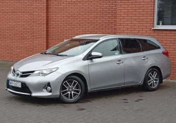 Toyota Auris II 2013 Toyota Auris Toyota Auris 2.0 Diesel 121KM, zdjęcie 10