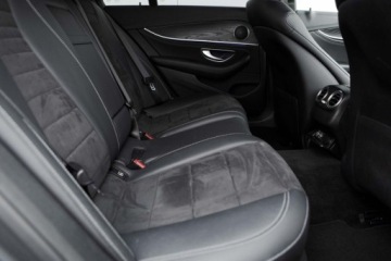 Mercedes Klasa E W213 Limuzyna 2.0 220d 194KM 2019 Mercedes-Benz Klasa E E220d 4 Matic AMG Salon Polska Autotrade Mercedes, zdjęcie 29