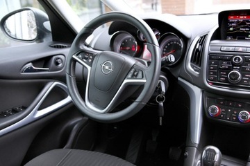 Opel Zafira C Tourer 1.4 Turbo ECOTEC 140KM 2014 Opel Zafira BiXenon|2x Park|6 Bieg| Navi|7 Foteli, zdjęcie 15