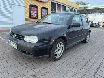 Volkswagen Golf IV Hatchback 1.9 TDI 110KM 1999 Volkswagen Golf Klimatyzacja - 1.9 TDI - 110KM, zdjęcie 1