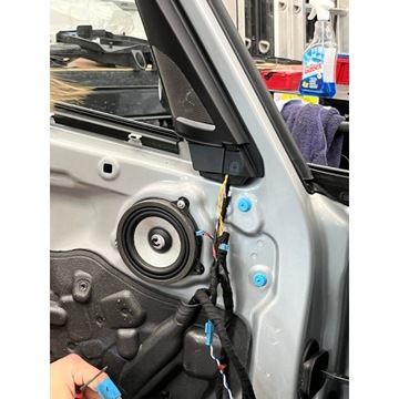 Phoenix Gold ZDSKB1 — комплект 3-полосной акустики для BMW Best