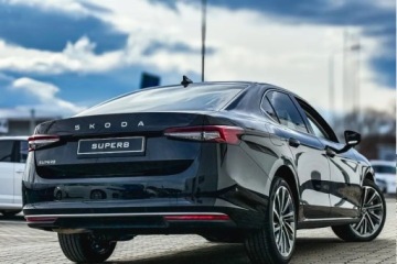 Skoda Superb IV Liftback 2.0 TSI 204KM 2026 Skoda Superb Fotele z masazem System ogrzewania CarPlay Duzy Rabat, zdjęcie 7