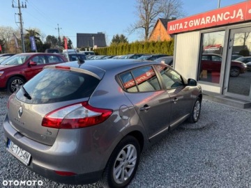 Renault Megane III Grandtour Facelifting 2013 Energy TCe 115KM 2013 Renault Megane Renault Megane ENERGY TCe 115 Start amp Stop Authentique, zdjęcie 16