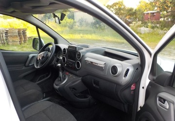 Peugeot Partner II Tepee Facelifting 2015 1.6 BlueHDi 100KM 2018 Peugeot Partner Do przewozu niepelnosprawnych Okazja 1.6 Diesel, zdjęcie 19