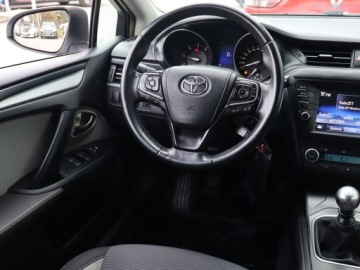 Toyota Avensis III Wagon Facelifting 2015 2.0 D-4D 143KM 2016 Toyota Avensis 2.0 D-4D, Salon Polska, Klima, zdjęcie 6