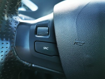 Peugeot 208 I Hatchback 3d 1.6 THP 155KM 2013 PEUGEOT 208 Hatchback 3d 1.6 e-HDI 115KM, Przygotowany do rejestracji, zdjęcie 11