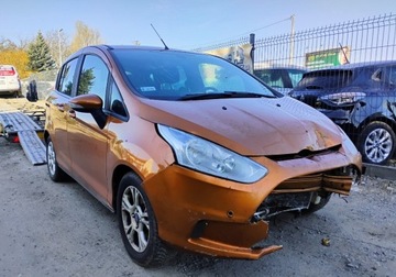 Ford B-MAX 1.0 EcoBoost 100KM 2016 Ford B-MAX 2016r, 1.0 Benzyna. Uszkodzony przod i lekko tyl . Benzyna, zdjęcie 1