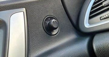 Opel Astra J Sedan 1.4 Turbo ECOTEC 140KM 2013 Opel Astra Lift 1.4 Turbo 140KM BiXenony Ledy NawiPL PółSkóra Grzana Kiera, zdjęcie 19