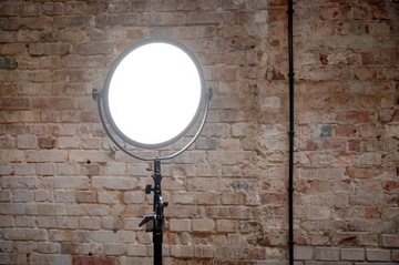 Светодиодная лампа Newell Air Artha XL + сумка для дистанционного управления, штатив