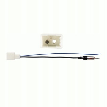 Przejściówka antenowa DIN Toyota Auris 2009 ->