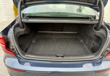 Volvo S60 III 2021 Volvo S60 Volvo S60 B5 B AWD Ultimate Dark 2.0 Benzyna 250KM, zdjęcie 38