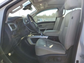 Nissan Titan 2021 Nissan Titan Sv 2021 5.6 Benzyna 400KM, zdjęcie 7