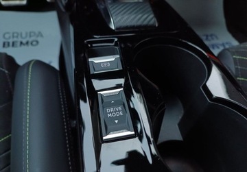 Peugeot 2008 II SUV Facelifting 1.2 PureTech 130KM 2024 Peugeot 2008 1.2 130KM EAT8 GT P.Vision Kamera360 SalonPL SerwisASO Gwaran, zdjęcie 31