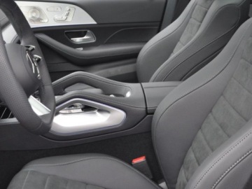 Mercedes GLE V167 SUV Facelifting 2.0 300d 269KM 2025 GLE Coupe 300 d 4-Matic AMG Line 2.0 (269KM) 2025, zdjęcie 3