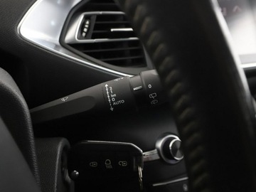 Peugeot 308 II Hatchback Facelifting 1.6 BlueHDi 120KM 2017 Peugeot 308 Active Business automat navi PDC ACC, zdjęcie 32