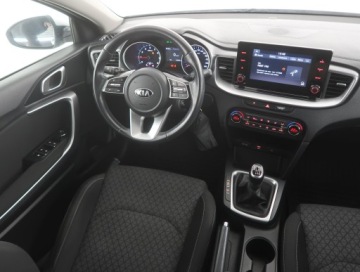 Kia Ceed III Hatchback 1.0 T-GDI 100KM 2020 Kia Ceed 1.0 T-GDI, Salon Polska, Serwis ASO, zdjęcie 6