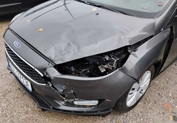 Ford Focus III Hatchback 5d facelifting 1.5 TDCi 120KM 2017 Ford Focus 2017r, 1.5 TDCI. Lekko uszkodzony lewy przod. Jezdzi. 1.5, zdjęcie 20