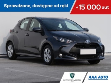 Toyota Yaris IV Hatchback 1.5 Hybrid Dynamic Force 116KM 2022 Toyota Yaris 1.5 VVT-i Hybrid, Salon Polska