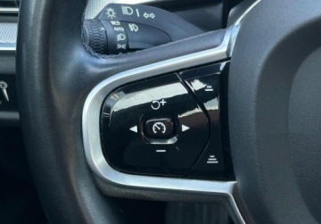 Volvo V60 II  2022 Volvo V60 Plus Dark, Tempomat, Kamera, GPS, Podgrzewane fotele i kierownic, zdjęcie 12