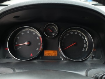 Opel Antara SUV 2.4 ECOTEC 140KM 2010 Opel Antara 2.4, GAZ, 4X4, Klima, Klimatronic, zdjęcie 10