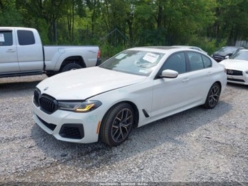 BMW Seria 5 G30-G31 2022 BMW Seria 5 540i xDrive 2022 3.0l 3.0 Benzyna 335KM, zdjęcie 1