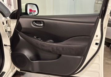 Nissan Leaf I Hatchback 5d Facelifting Elektryczny 109KM 2016 Nissan Leaf, zdjęcie 28
