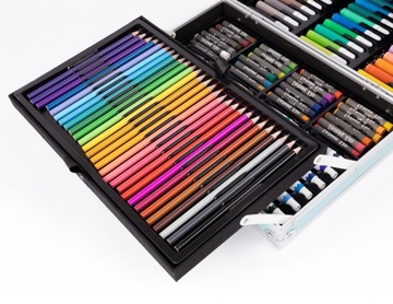 ZESTAW ARTYSTYCZNY PLASTYCZNY DO MALOWANIA KREDKI WALIZKA NIEBIESKI 144 EL