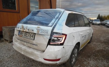 Skoda 2022 Skoda Fabia 2022r, Salonowa, 1.0 Benzyna. VAN, Uszkodzona. Poobijana. Jezd, zdjęcie 2