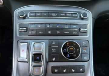 Hyundai Santa Fe IV SUV PHEV 1.6 T-GDI PHEV 265KM 2023 Hyundai Santa Fe Hyundai Santa Fe 1.6 T-GDI HEV Platinum 4WD 1.6 265KM, zdjęcie 19