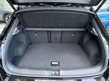 Volkswagen T-Roc I SUV Facelifting 1.5 TSI ACT 150KM 2023 Volkswagen T-Roc 1.5 Benzyna 150KM, zdjęcie 27