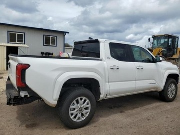 Toyota Tacoma II 2024 Toyota Tacoma 2024r., Double Cab, od ubezpieczalni 2.4 Benzyna 278KM, zdjęcie 4