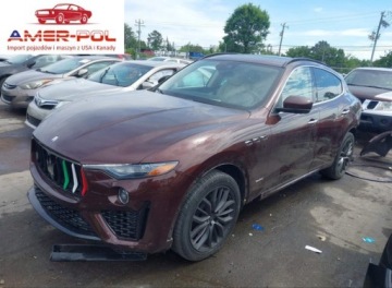 Maserati Levante 2019 Maserati Levante Gransport 2019 3.0 Benzyna 345KM