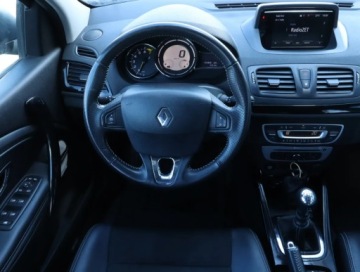 Renault Megane III Grandtour Facelifting 2013 Energy TCe 115KM 2015 Renault Megane 1.2 TCe, Salon Polska, Skóra, Navi, zdjęcie 6