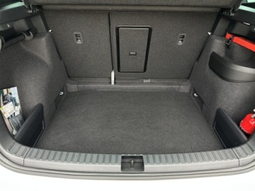 Skoda Karoq Crossover Facelifting 1.5 TSI ACT 150KM 2024 Skoda Karoq 1.5TSI 150KM Sportline DSG l Pół skóry, zdjęcie 9