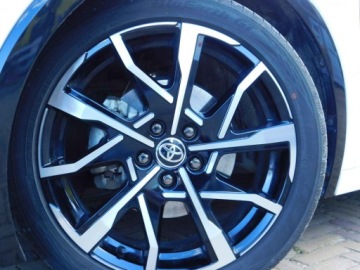 Toyota Prius V (XW60) 2.0  Hybrid Dynamic Force Plug-in 223KM 2025 Od ręki - Prestige 2.0 Hybrid Plug-in 223KM | Podgrzewane fotele!, zdjęcie 18