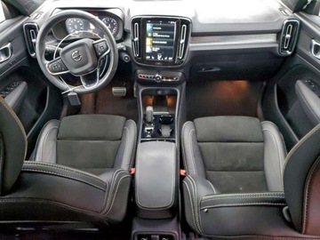Volvo XC40 2021 Volvo XC 40 T5 R-Design 2021 2.0L 2.0 Benzyna 248KM, zdjęcie 8